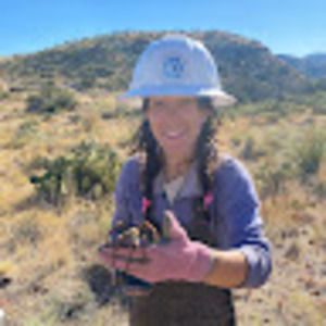 Meet your Posher, Beverly ana